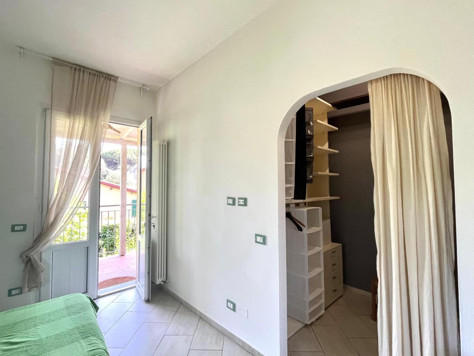 Pineta Apartament Tirrenia Exterior foto